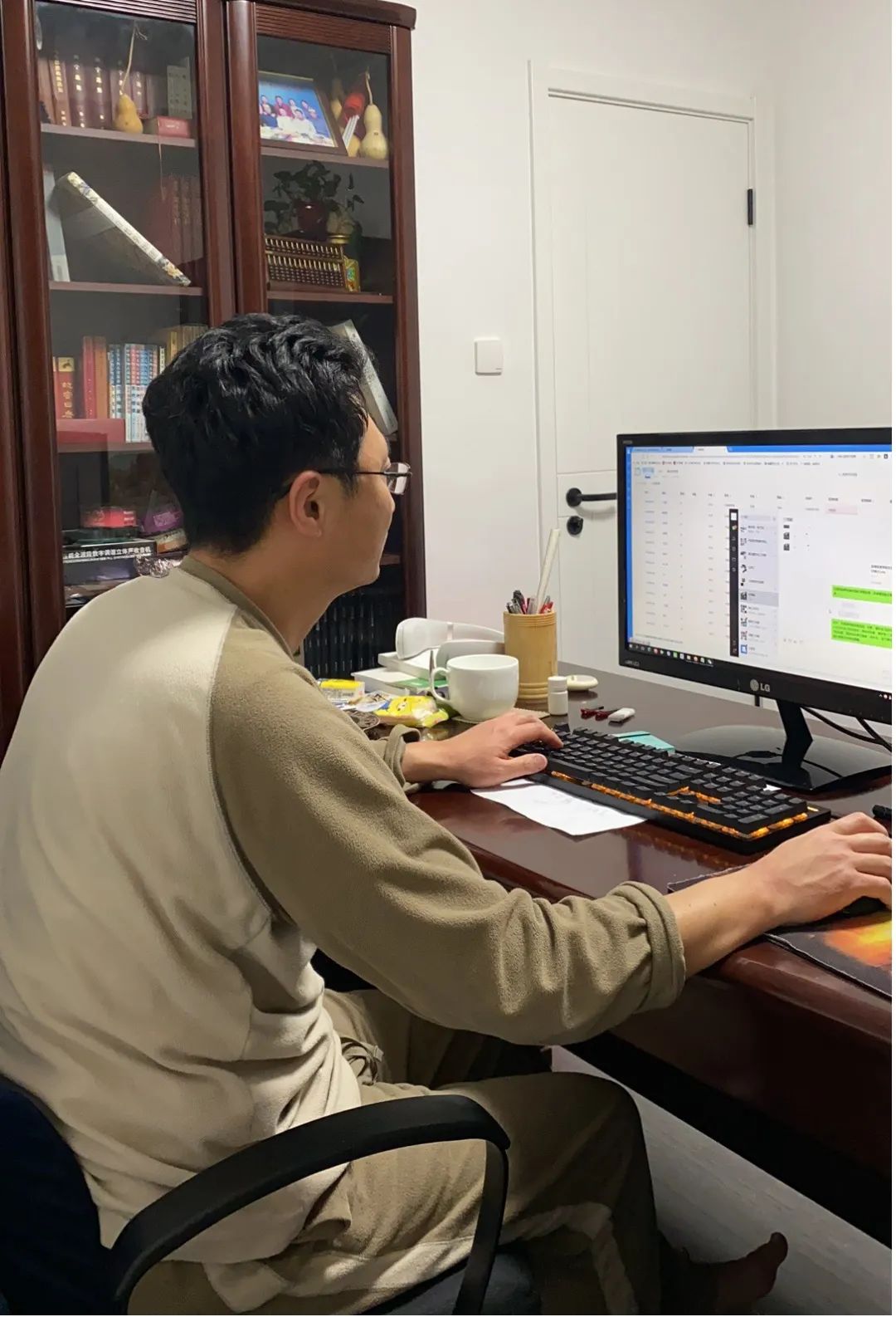 外国语学院王文重老师事迹点滴