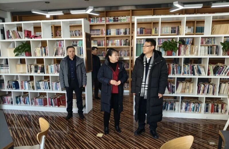 42ece6543ebb407aa8e211f519aa2322.jpg 42ece6543ebb407aa8e211f519aa2322.jpg