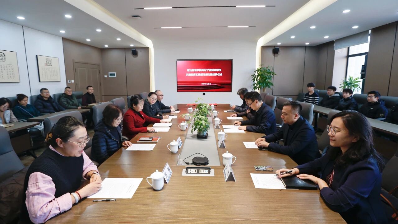 936bf6b1ccf842afbf615eff50728594.jpg 936bf6b1ccf842afbf615eff50728594.jpg